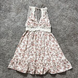 SHEIN Pink Halter Pleated Mini Dress